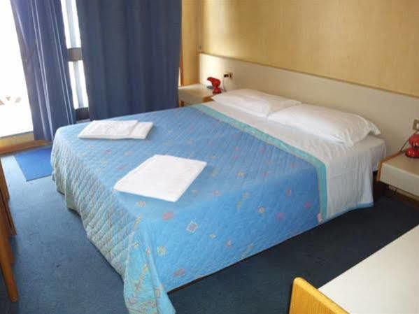 Hotel Socrate Lavena Ponte Tresa Eksteriør billede